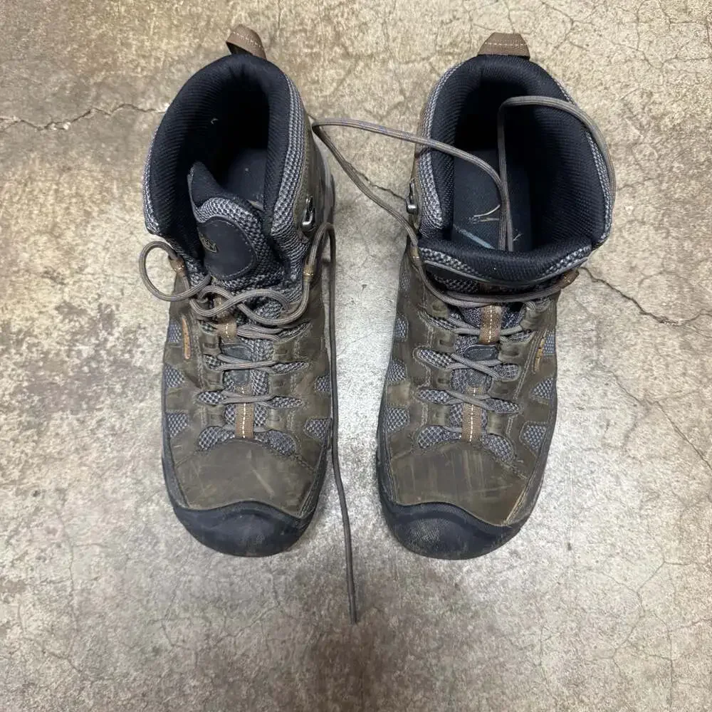 Keen targhee iii